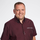 Simon Moyle